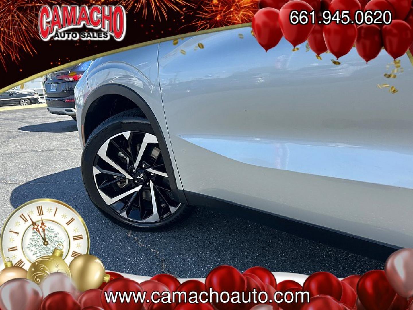 2024 Silver Mitsubishi Outlander (JA4J4VA84RZ) with an 4-Cyl 2.5 Liter engine, Automatic CVT transmission, located at 412 Auto Vista Drive, Palmdale, CA, 93551, (661) 945-0620, 34.592636, -118.136681- Photo#11