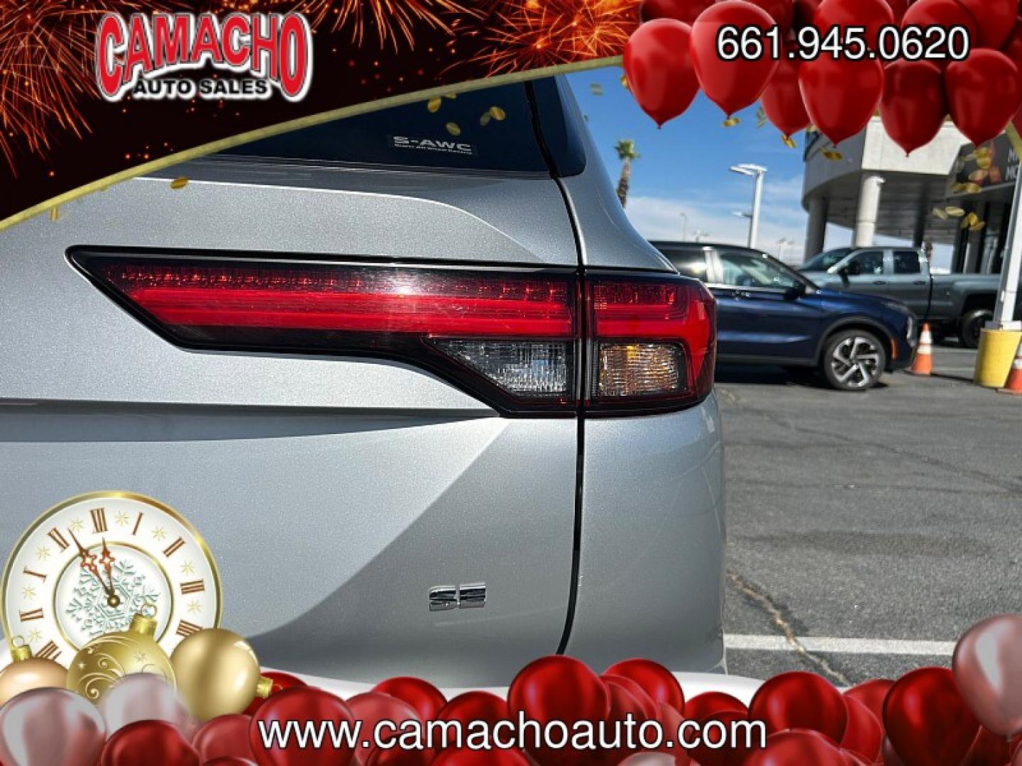 2024 Silver Mitsubishi Outlander (JA4J4VA84RZ) with an 4-Cyl 2.5 Liter engine, Automatic CVT transmission, located at 412 Auto Vista Drive, Palmdale, CA, 93551, (661) 945-0620, 34.592636, -118.136681- Photo#14