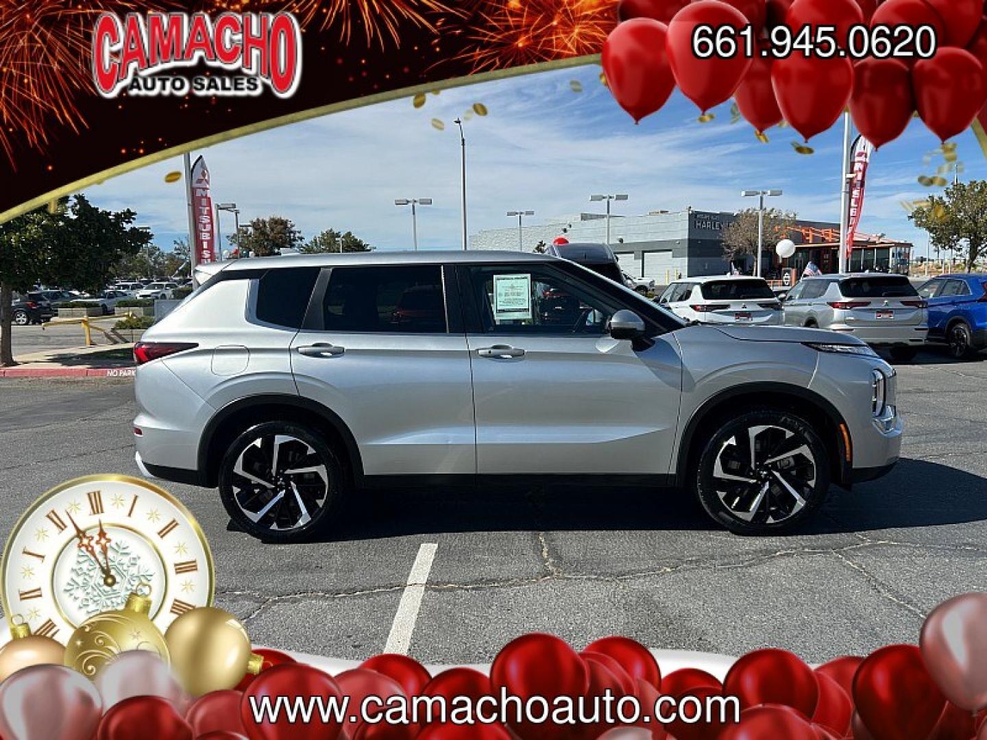 2024 Silver Mitsubishi Outlander (JA4J4VA84RZ) with an 4-Cyl 2.5 Liter engine, Automatic CVT transmission, located at 412 Auto Vista Drive, Palmdale, CA, 93551, (661) 945-0620, 34.592636, -118.136681- Photo#5