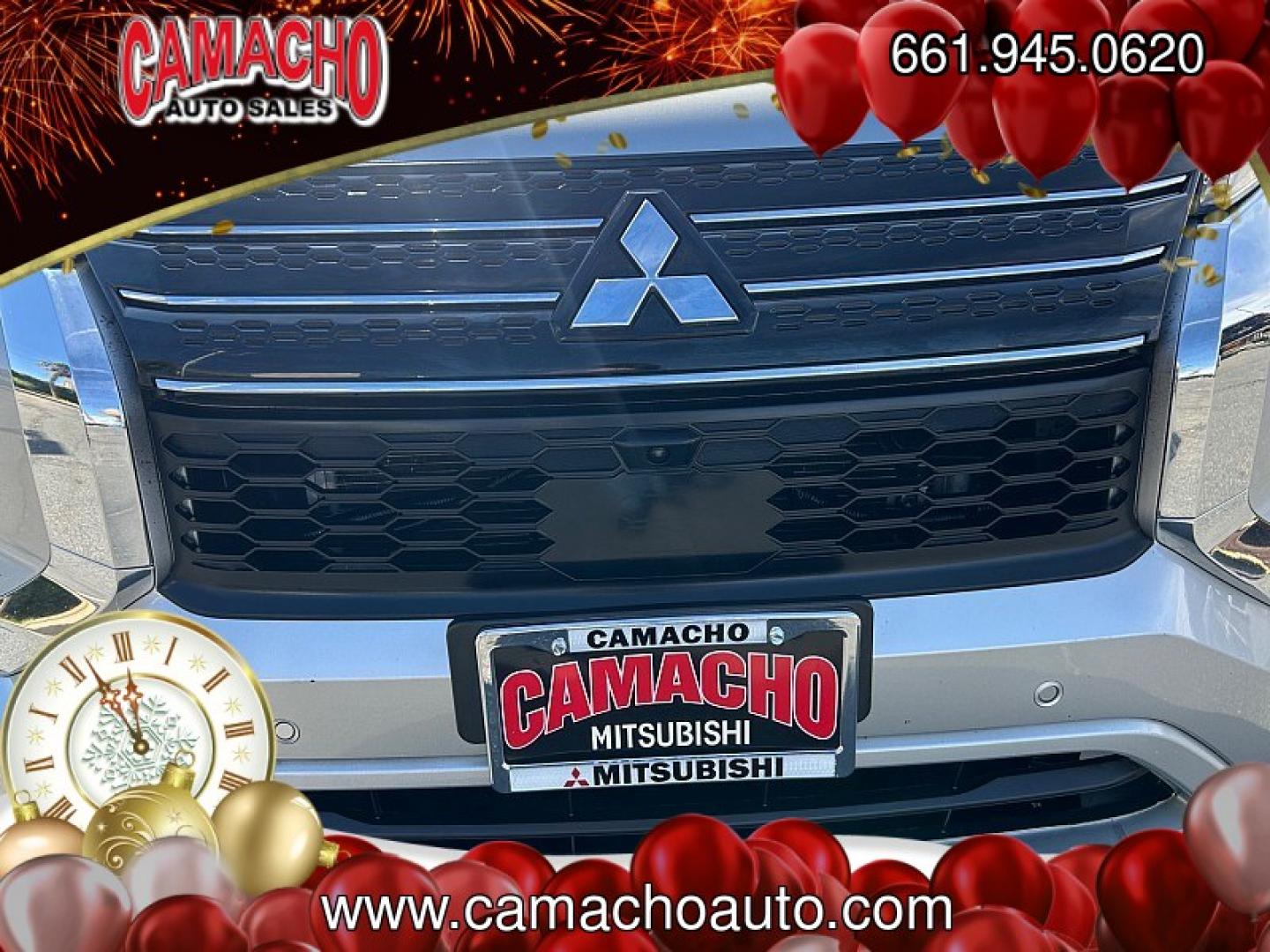 2024 Silver Mitsubishi Outlander (JA4J4VA84RZ) with an 4-Cyl 2.5 Liter engine, Automatic CVT transmission, located at 412 Auto Vista Drive, Palmdale, CA, 93551, (661) 945-0620, 34.592636, -118.136681- Photo#9