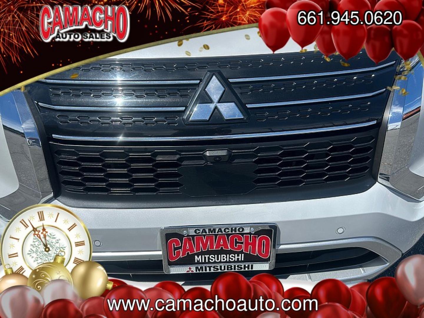 2024 White Mitsubishi Outlander (JA4J4VA82RZ) with an 4-Cyl 2.5 Liter engine, Automatic CVT transmission, located at 412 Auto Vista Drive, Palmdale, CA, 93551, (661) 945-0620, 34.592636, -118.136681- Photo#8