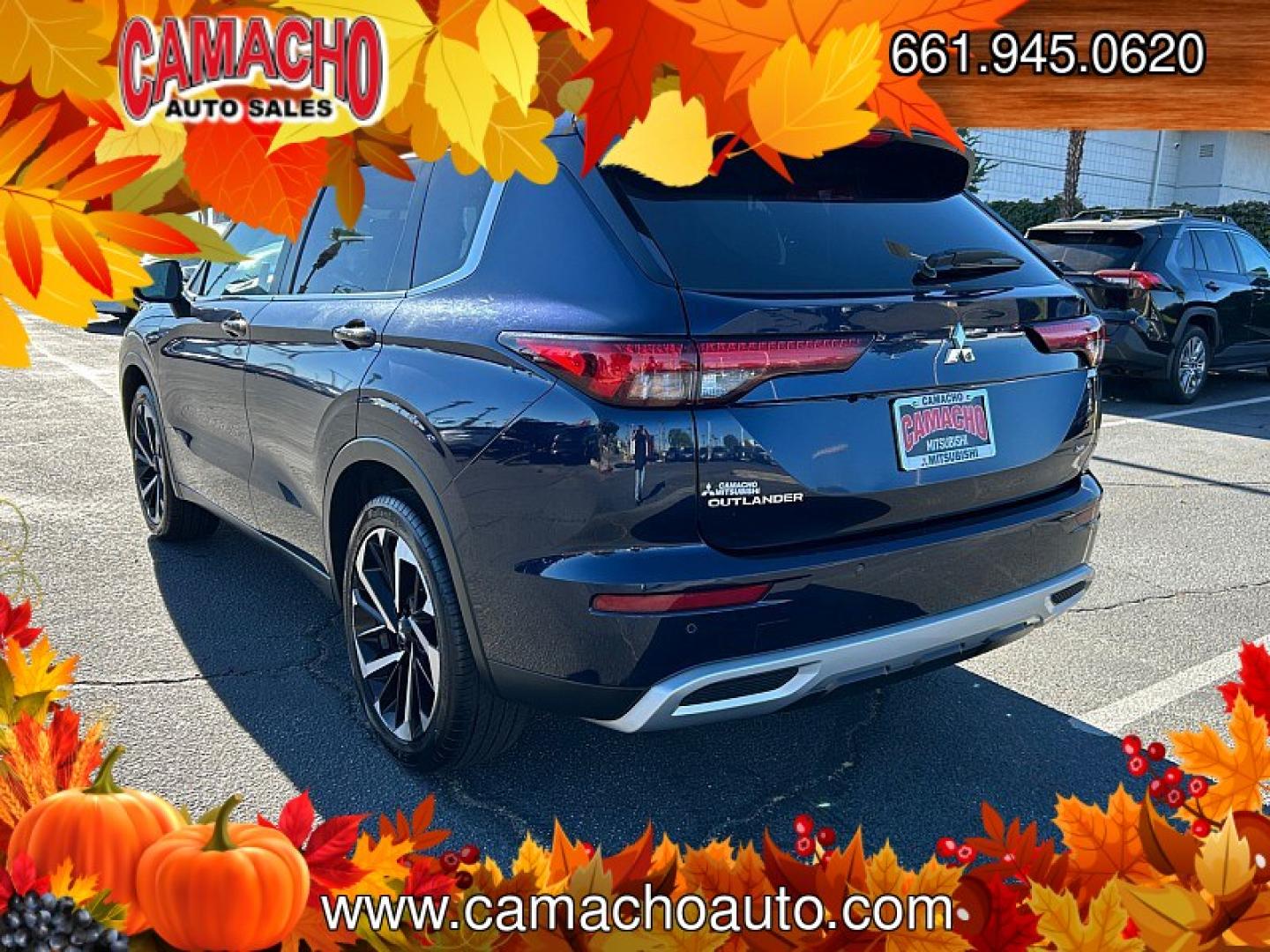 2024 blue Mitsubishi Outlander (JA4J4VA8XRZ) with an 4-Cyl 2.5 Liter engine, Automatic CVT transmission, located at 412 Auto Vista Drive, Palmdale, CA, 93551, (661) 945-0620, 34.592636, -118.136681- Photo#2