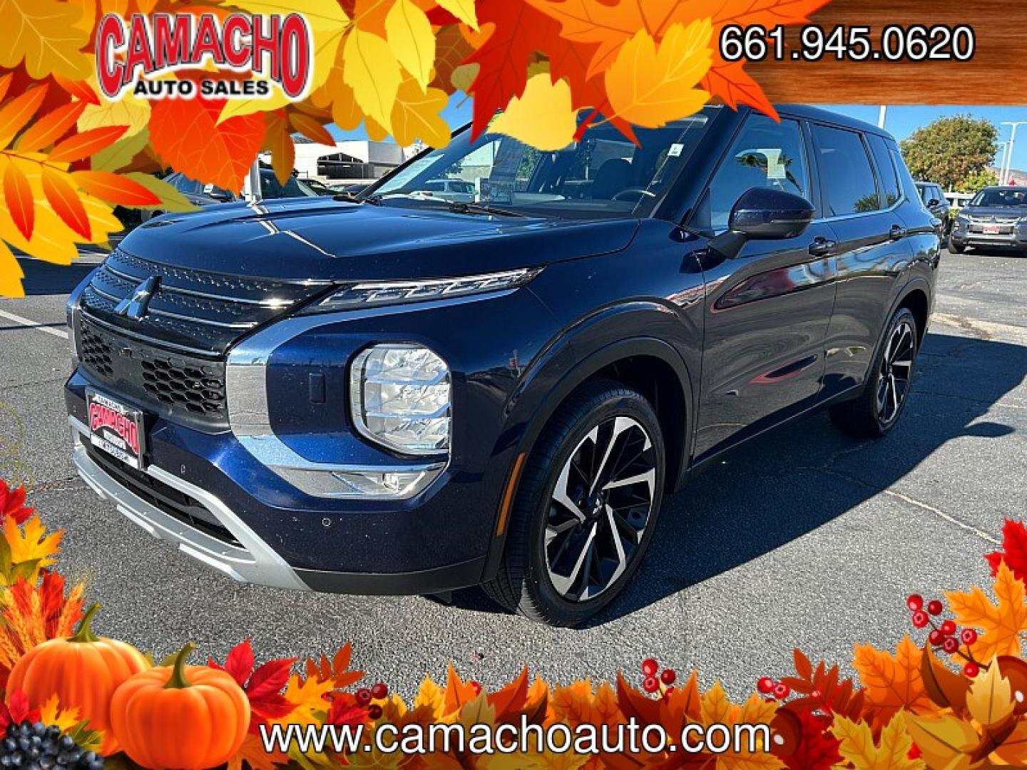 2024 blue Mitsubishi Outlander (JA4J4VA8XRZ) with an 4-Cyl 2.5 Liter engine, Automatic CVT transmission, located at 412 Auto Vista Drive, Palmdale, CA, 93551, (661) 945-0620, 34.592636, -118.136681- Photo#4