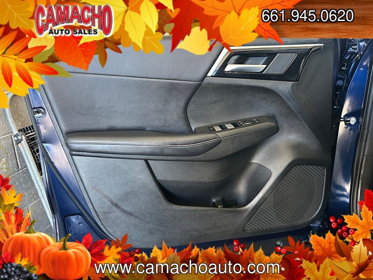 2024 blue Mitsubishi Outlander (JA4J4VA8XRZ) with an 4-Cyl 2.5 Liter engine, Automatic CVT transmission, located at 412 Auto Vista Drive, Palmdale, CA, 93551, (661) 945-0620, 34.592636, -118.136681- Photo#16