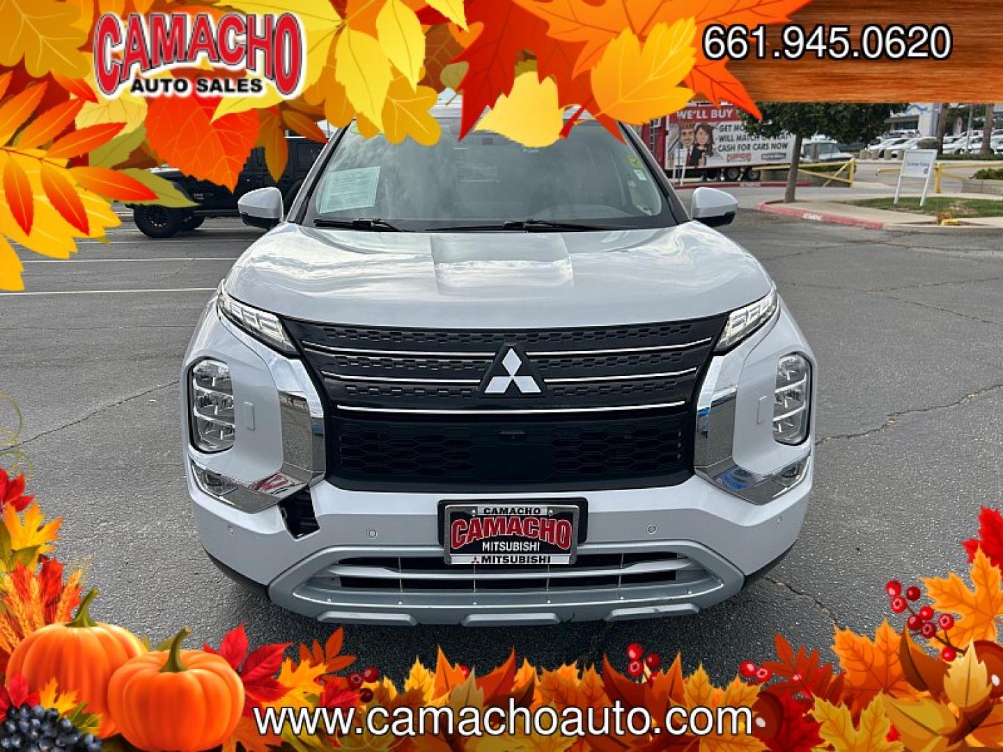 2024 White Mitsubishi Outlander (JA4J4VA87RZ) with an 4-Cyl 2.5 Liter engine, Automatic CVT transmission, located at 412 Auto Vista Drive, Palmdale, CA, 93551, (661) 945-0620, 34.592636, -118.136681- Photo#4