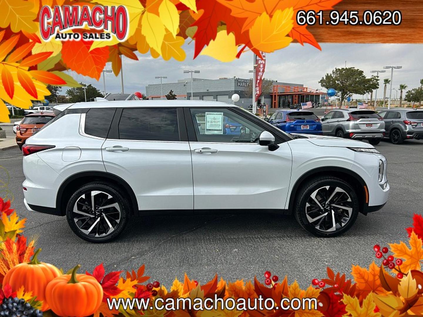 2024 White Mitsubishi Outlander (JA4J4VA87RZ) with an 4-Cyl 2.5 Liter engine, Automatic CVT transmission, located at 412 Auto Vista Drive, Palmdale, CA, 93551, (661) 945-0620, 34.592636, -118.136681- Photo#6