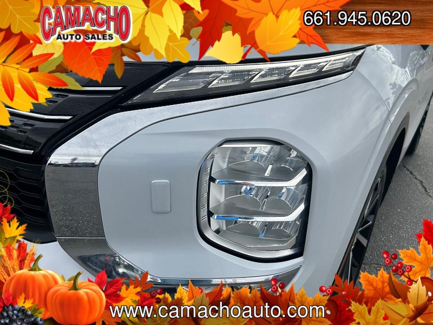 2024 White Mitsubishi Outlander (JA4J4VA87RZ) with an 4-Cyl 2.5 Liter engine, Automatic CVT transmission, located at 412 Auto Vista Drive, Palmdale, CA, 93551, (661) 945-0620, 34.592636, -118.136681- Photo#11