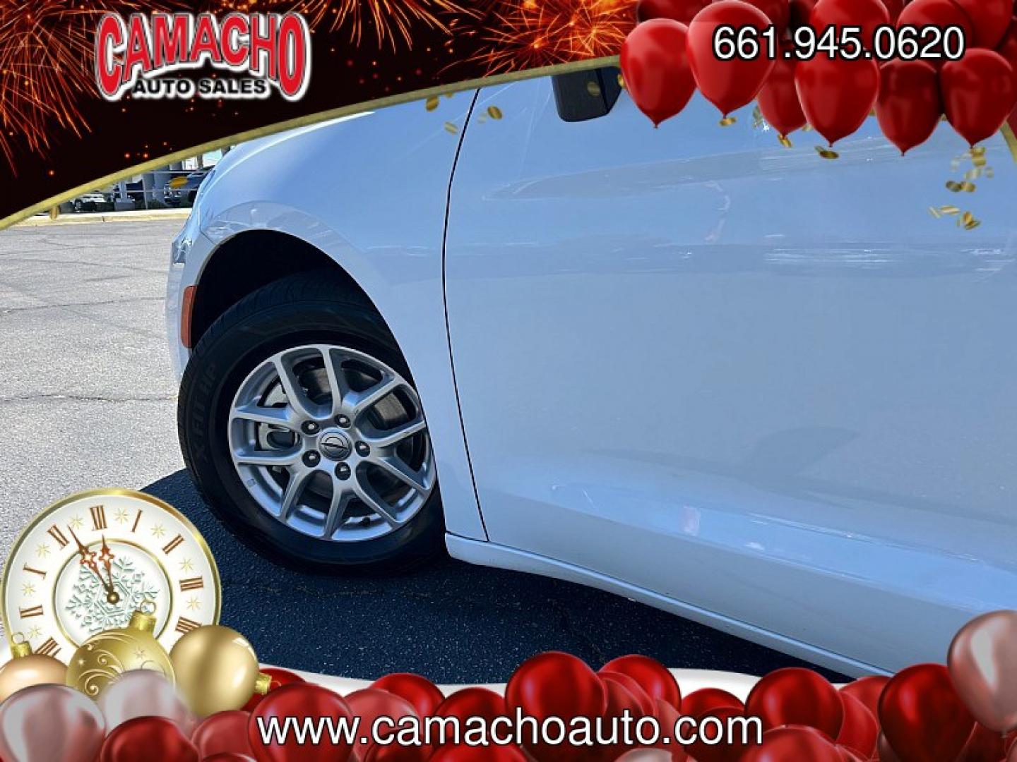 2017 Chevrolet Silverado 1500 4WD (3GCUKNEC7HG) , Automatic 6-Spd HD w/Overdrive transmission, located at 412 Auto Vista Drive, Palmdale, CA, 93551, (661) 945-0620, 34.592636, -118.136681- Photo#10