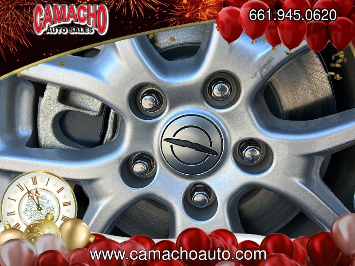 2017 Chevrolet Silverado 1500 4WD (3GCUKNEC7HG) , Automatic 6-Spd HD w/Overdrive transmission, located at 412 Auto Vista Drive, Palmdale, CA, 93551, (661) 945-0620, 34.592636, -118.136681- Photo#15
