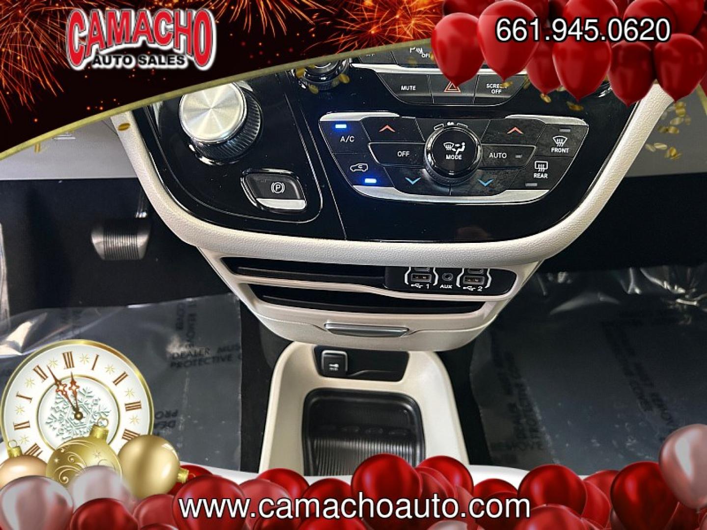 2017 Chevrolet Silverado 1500 4WD (3GCUKNEC7HG) , Automatic 6-Spd HD w/Overdrive transmission, located at 412 Auto Vista Drive, Palmdale, CA, 93551, (661) 945-0620, 34.592636, -118.136681- Photo#19