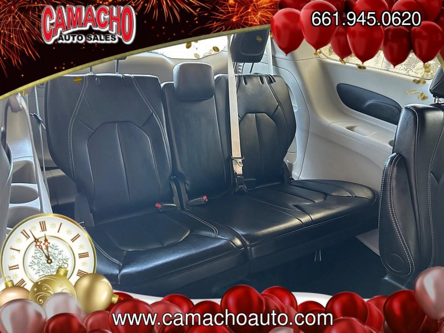 2017 Chevrolet Silverado 1500 4WD (3GCUKNEC7HG) , Automatic 6-Spd HD w/Overdrive transmission, located at 412 Auto Vista Drive, Palmdale, CA, 93551, (661) 945-0620, 34.592636, -118.136681- Photo#29