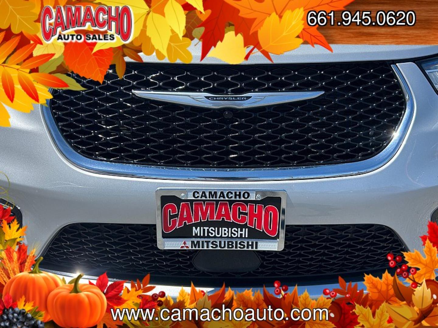 2024 SILVER Chrysler Pacifica (2C4RC1BG0RR) with an V6 3.6 Liter engine, Automatic 9-Spd transmission, located at 412 Auto Vista Drive, Palmdale, CA, 93551, (661) 945-0620, 34.592636, -118.136681- Photo#4