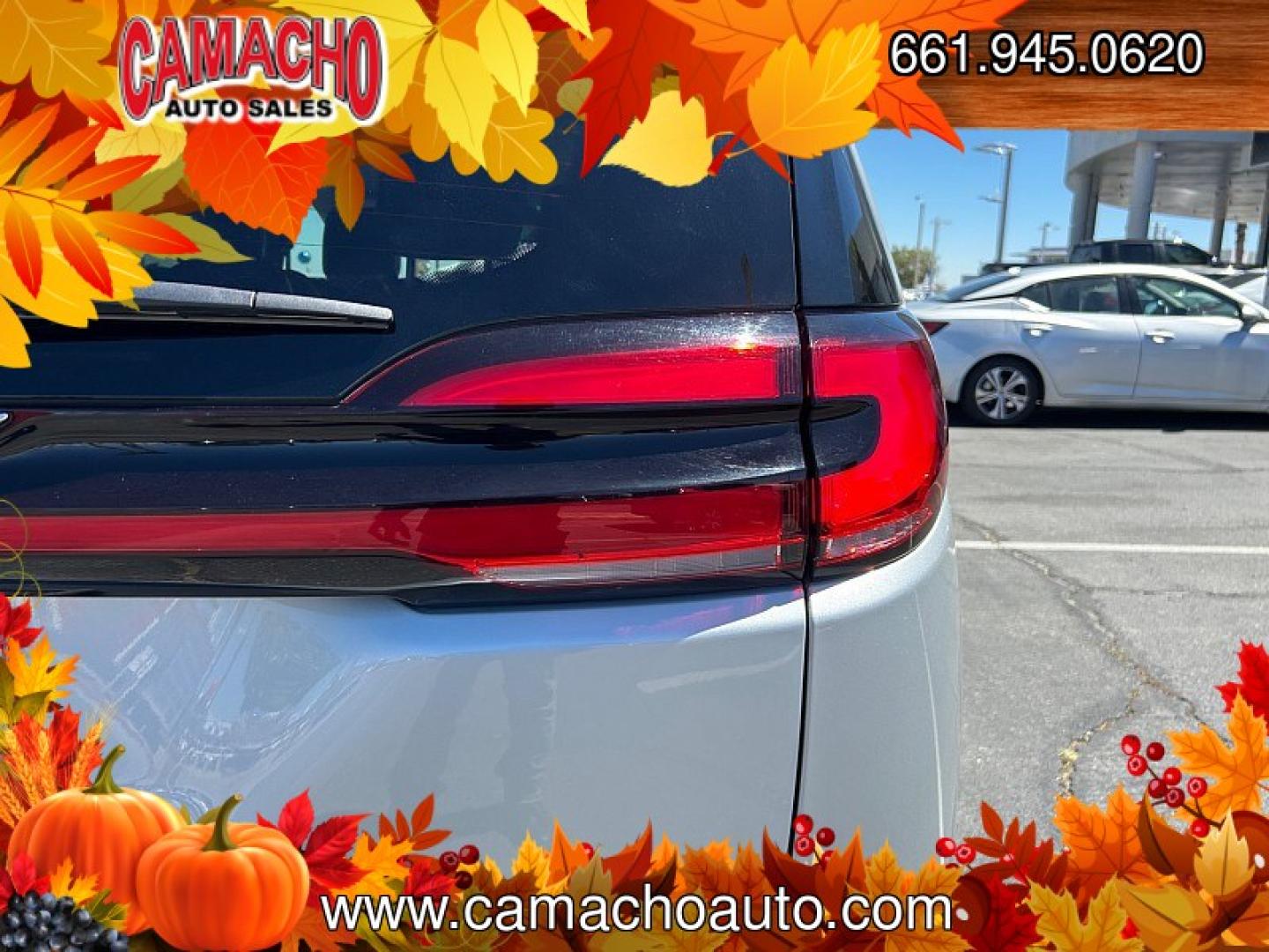 2024 SILVER Chrysler Pacifica (2C4RC1BG0RR) with an V6 3.6 Liter engine, Automatic 9-Spd transmission, located at 412 Auto Vista Drive, Palmdale, CA, 93551, (661) 945-0620, 34.592636, -118.136681- Photo#11