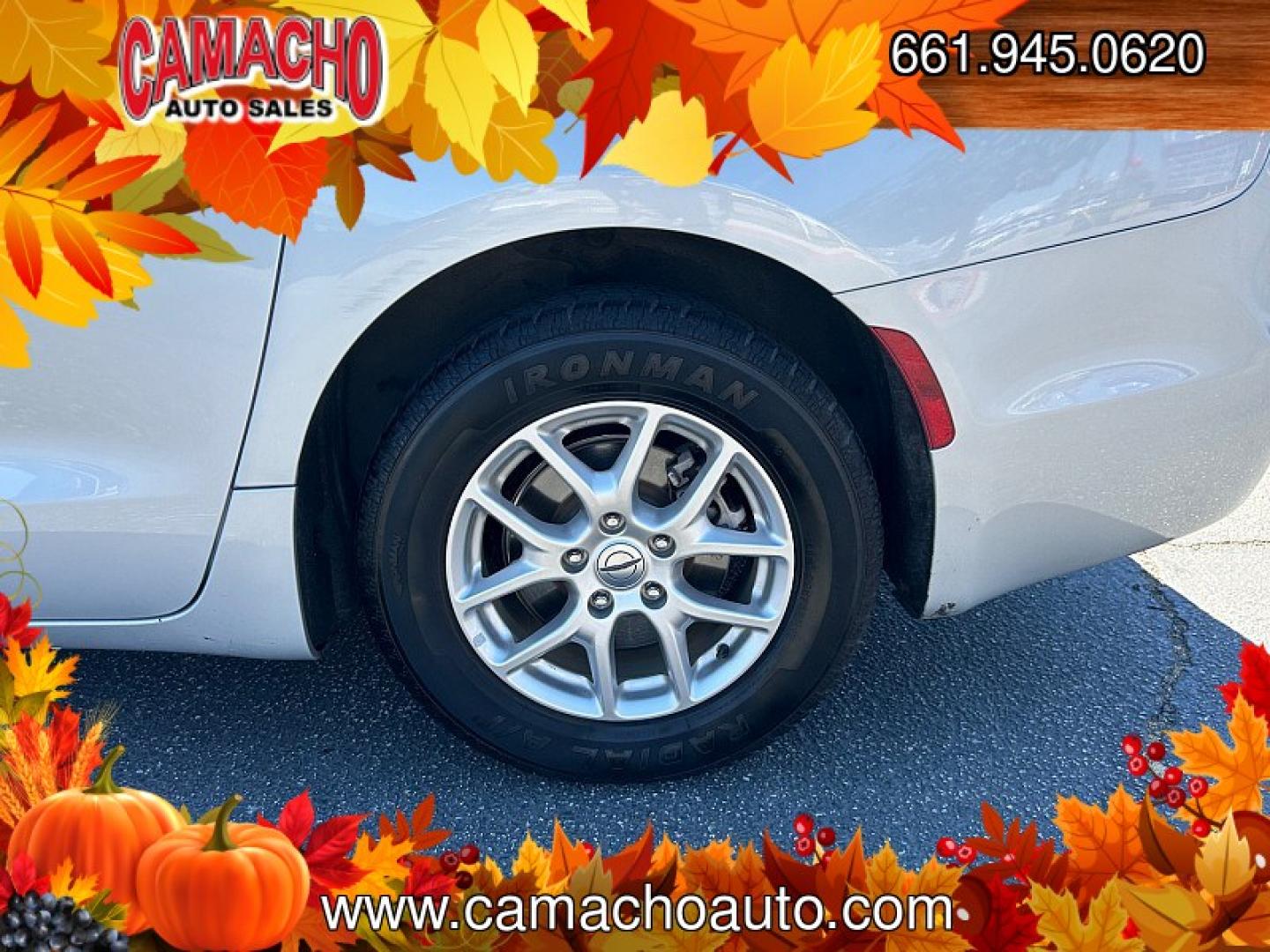 2024 SILVER Chrysler Pacifica (2C4RC1BG0RR) with an V6 3.6 Liter engine, Automatic 9-Spd transmission, located at 412 Auto Vista Drive, Palmdale, CA, 93551, (661) 945-0620, 34.592636, -118.136681- Photo#12