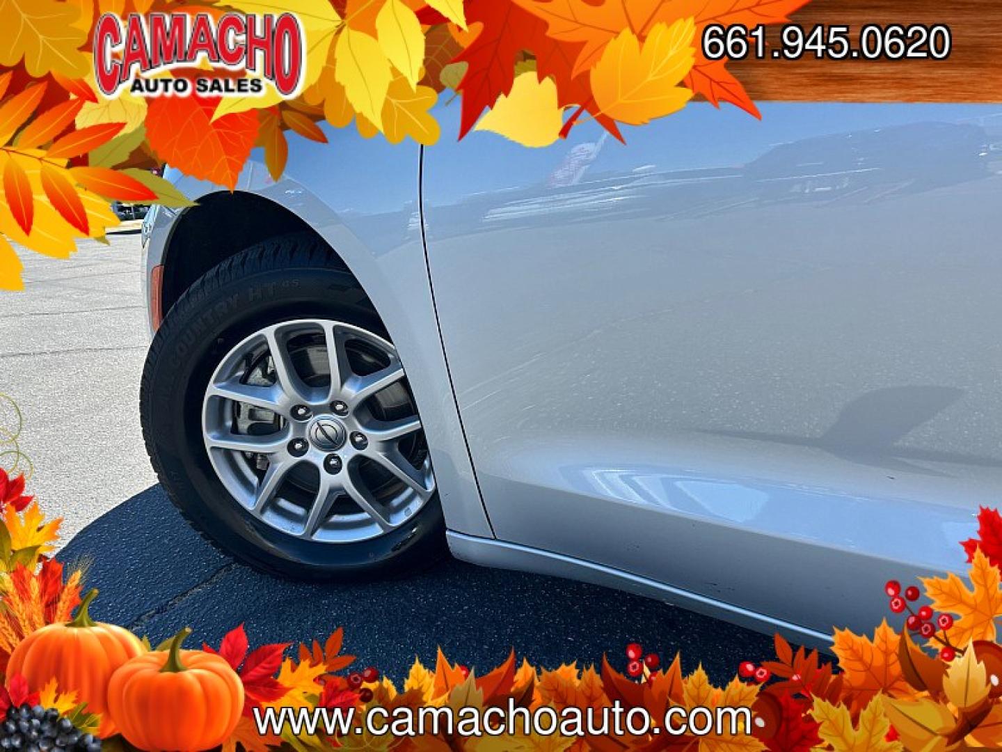 2024 SILVER Chrysler Pacifica (2C4RC1BG0RR) with an V6 3.6 Liter engine, Automatic 9-Spd transmission, located at 412 Auto Vista Drive, Palmdale, CA, 93551, (661) 945-0620, 34.592636, -118.136681- Photo#15