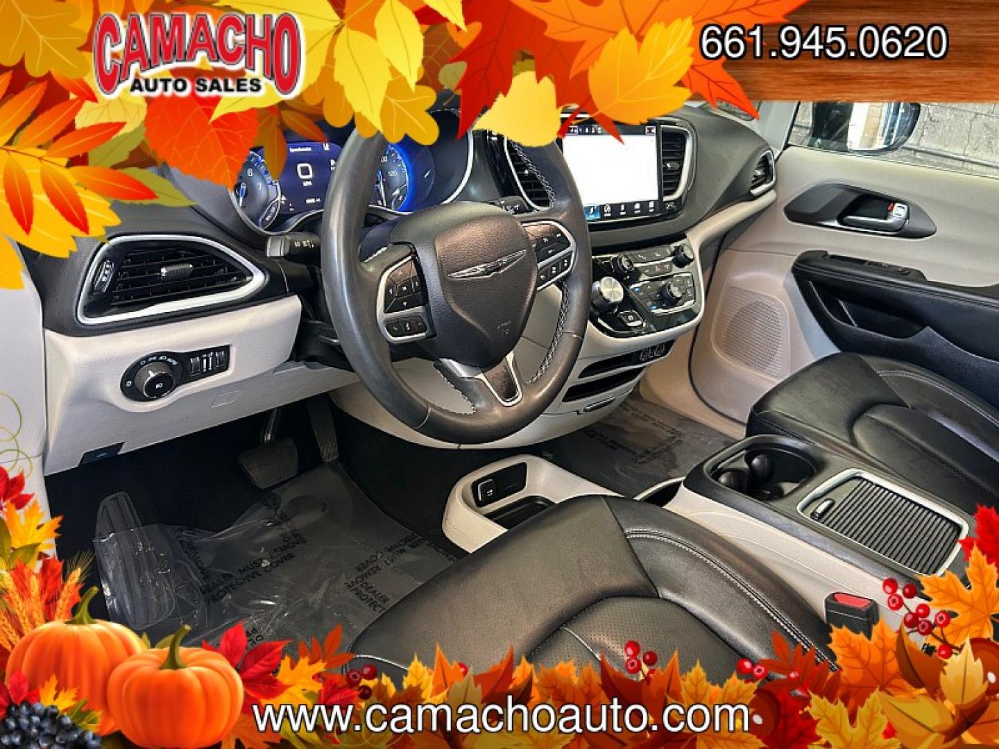 2024 SILVER Chrysler Pacifica (2C4RC1BG0RR) with an V6 3.6 Liter engine, Automatic 9-Spd transmission, located at 412 Auto Vista Drive, Palmdale, CA, 93551, (661) 945-0620, 34.592636, -118.136681- Photo#17