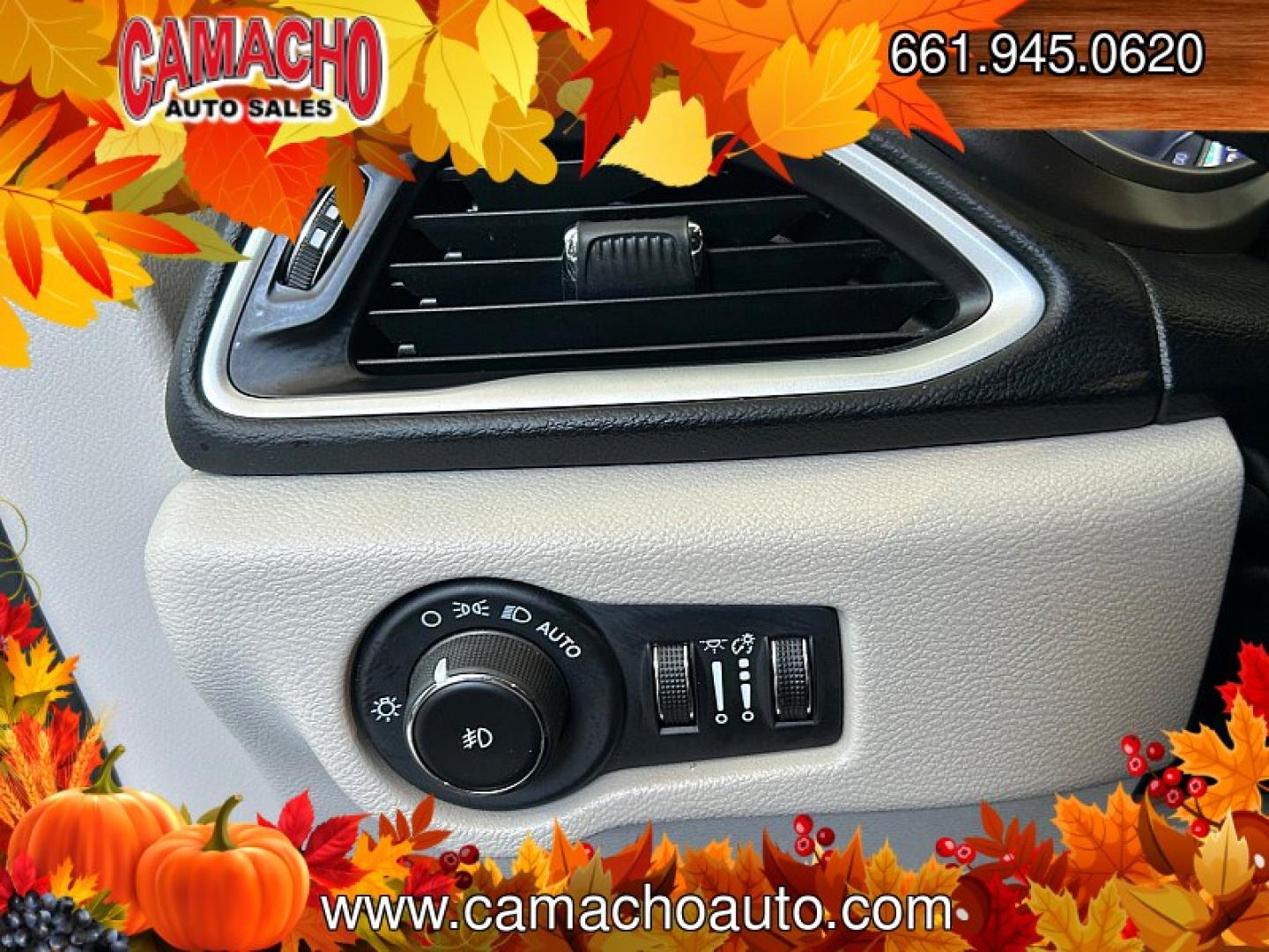 2024 SILVER Chrysler Pacifica (2C4RC1BG0RR) with an V6 3.6 Liter engine, Automatic 9-Spd transmission, located at 412 Auto Vista Drive, Palmdale, CA, 93551, (661) 945-0620, 34.592636, -118.136681- Photo#25