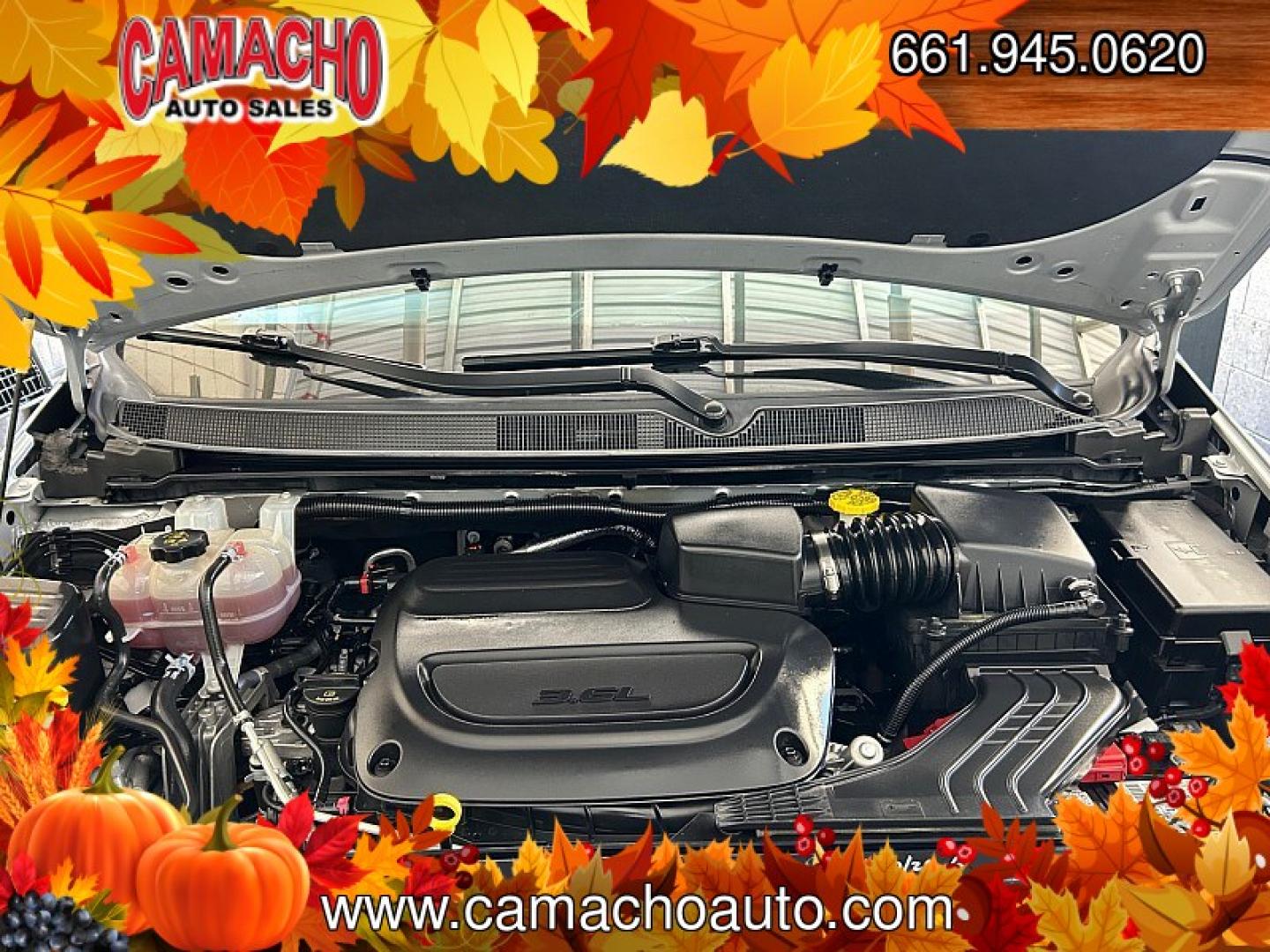 2024 SILVER Chrysler Pacifica (2C4RC1BG0RR) with an V6 3.6 Liter engine, Automatic 9-Spd transmission, located at 412 Auto Vista Drive, Palmdale, CA, 93551, (661) 945-0620, 34.592636, -118.136681- Photo#26