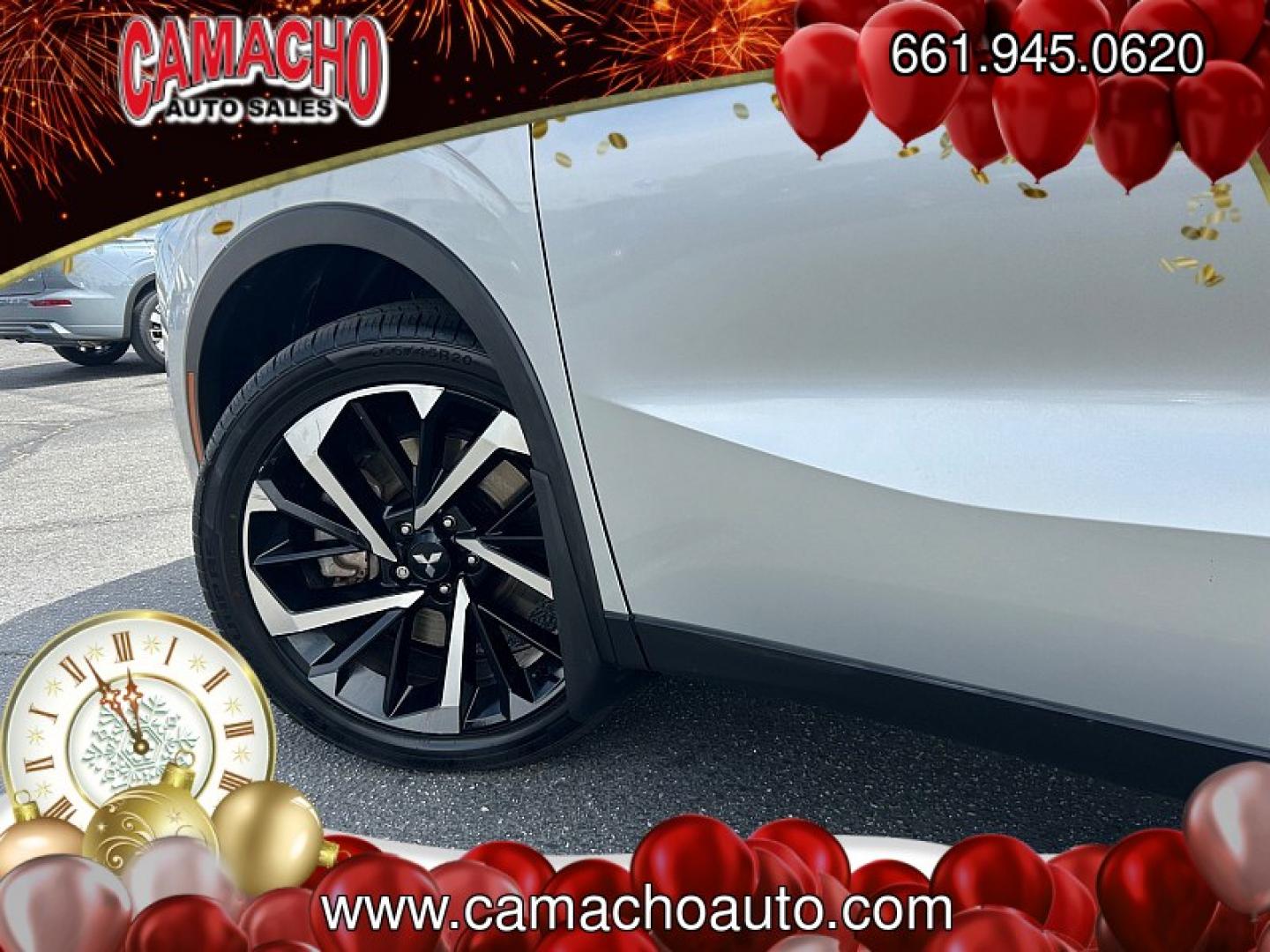 2022 SILVER Mitsubishi Outlander (JA4J3UA86NZ) with an 4-Cyl 2.5 Liter engine, Automatic CVT transmission, located at 412 Auto Vista Drive, Palmdale, CA, 93551, (661) 945-0620, 34.592636, -118.136681- Photo#7