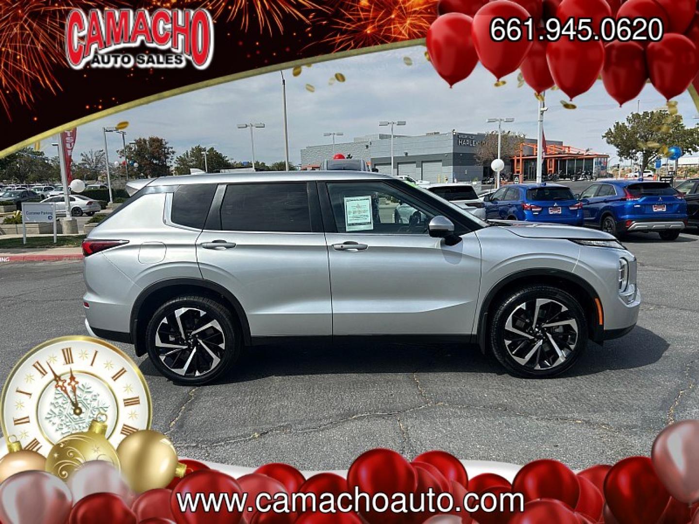 2022 SILVER Mitsubishi Outlander (JA4J3UA86NZ) with an 4-Cyl 2.5 Liter engine, Automatic CVT transmission, located at 412 Auto Vista Drive, Palmdale, CA, 93551, (661) 945-0620, 34.592636, -118.136681- Photo#10
