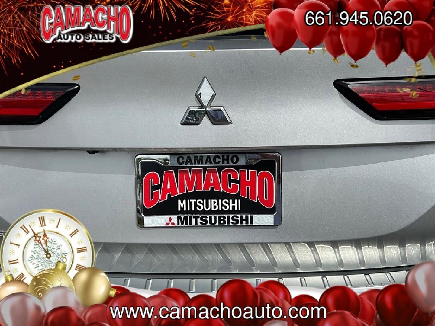 2022 SILVER Mitsubishi Outlander (JA4J3UA86NZ) with an 4-Cyl 2.5 Liter engine, Automatic CVT transmission, located at 412 Auto Vista Drive, Palmdale, CA, 93551, (661) 945-0620, 34.592636, -118.136681- Photo#11