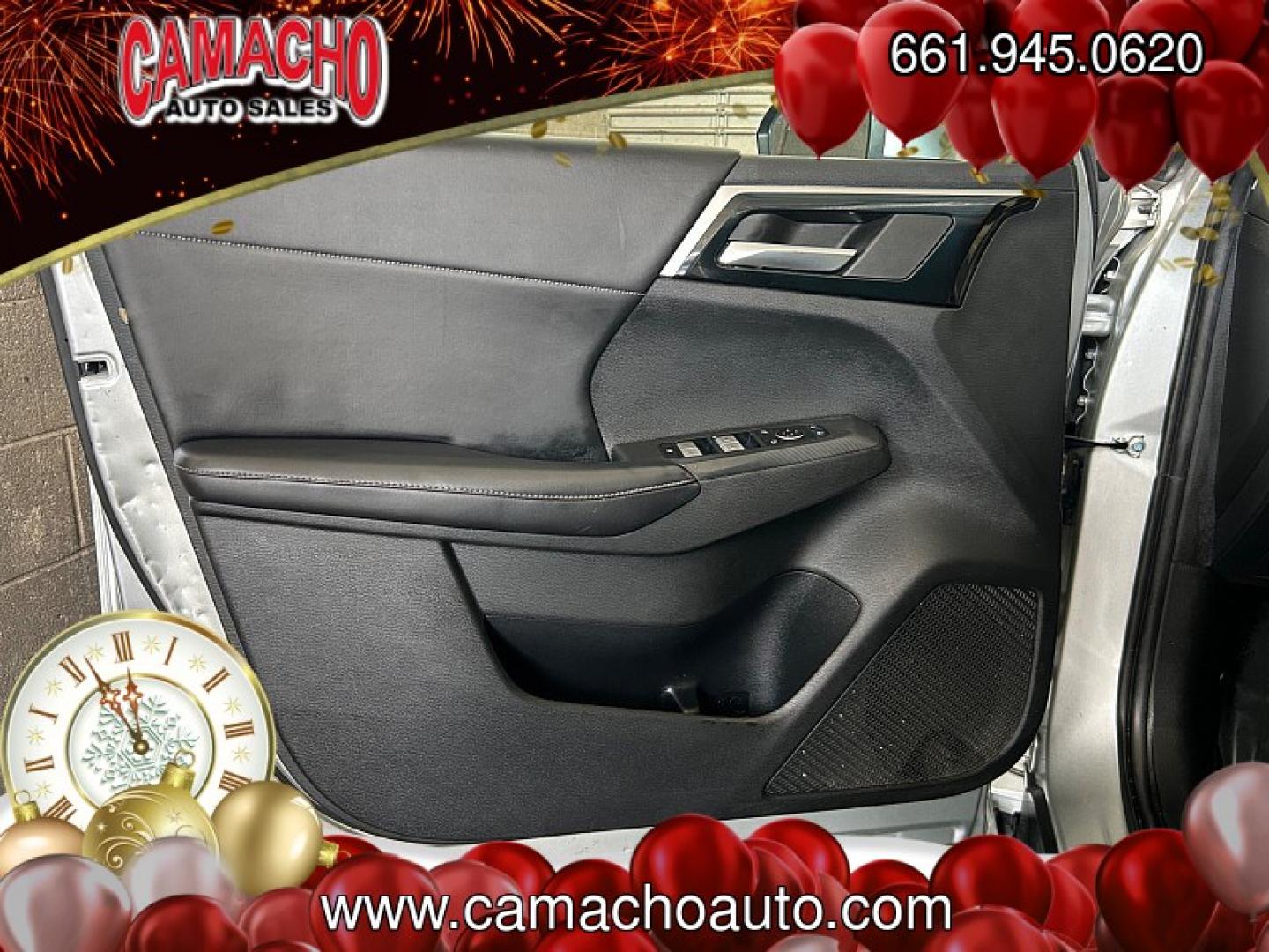 2022 SILVER Mitsubishi Outlander (JA4J3UA86NZ) with an 4-Cyl 2.5 Liter engine, Automatic CVT transmission, located at 412 Auto Vista Drive, Palmdale, CA, 93551, (661) 945-0620, 34.592636, -118.136681- Photo#16