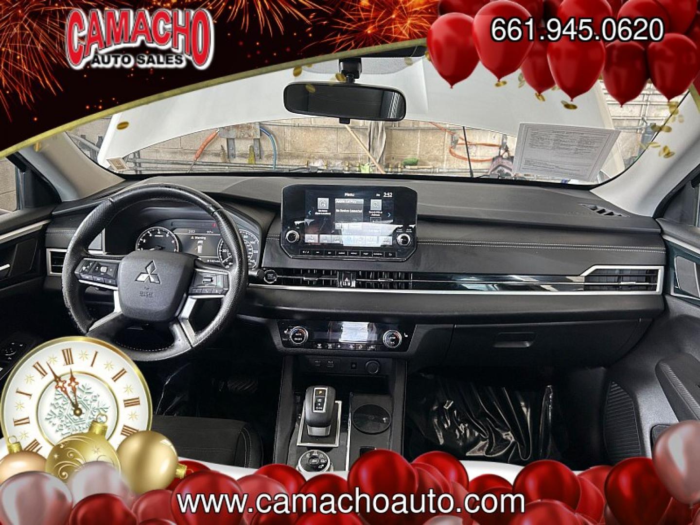 2022 SILVER Mitsubishi Outlander (JA4J3UA86NZ) with an 4-Cyl 2.5 Liter engine, Automatic CVT transmission, located at 412 Auto Vista Drive, Palmdale, CA, 93551, (661) 945-0620, 34.592636, -118.136681- Photo#18