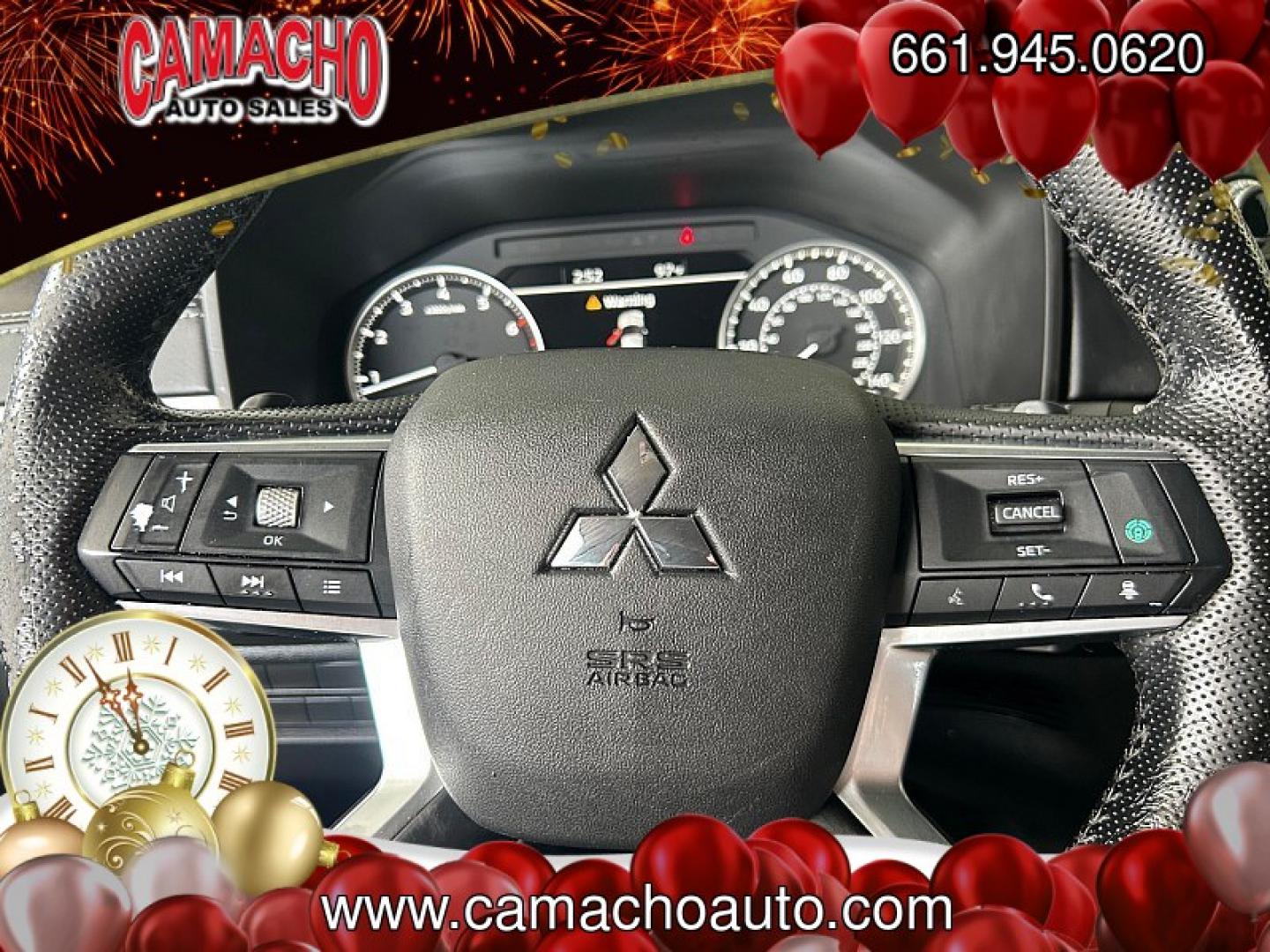 2022 SILVER Mitsubishi Outlander (JA4J3UA86NZ) with an 4-Cyl 2.5 Liter engine, Automatic CVT transmission, located at 412 Auto Vista Drive, Palmdale, CA, 93551, (661) 945-0620, 34.592636, -118.136681- Photo#19
