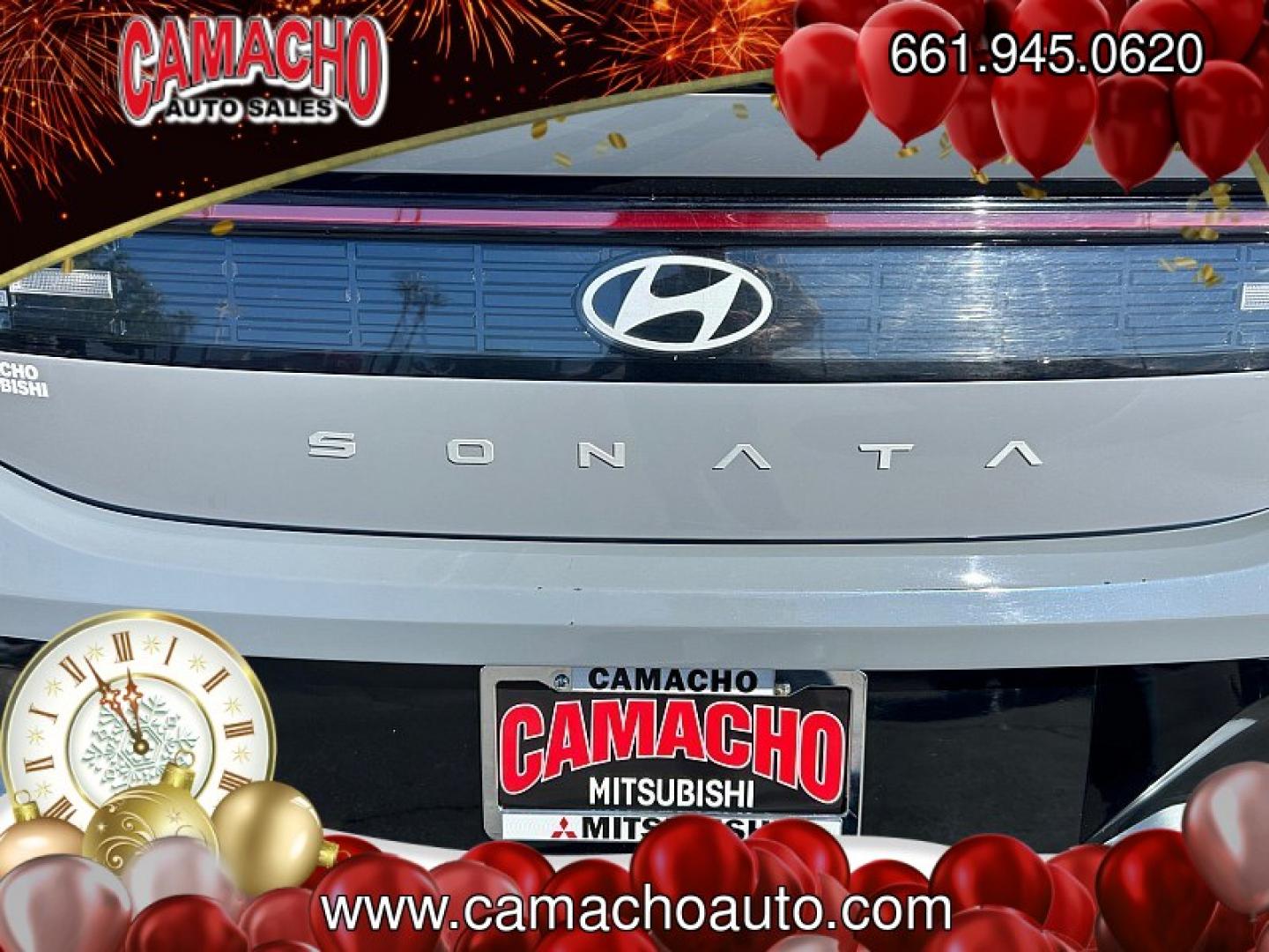 2024 Blue Hyundai Sonata (KMHL64JA4RA) with an 4-Cyl 2.5 Liter engine, Automatic 8-Spd transmission, located at 412 Auto Vista Drive, Palmdale, CA, 93551, (661) 945-0620, 34.592636, -118.136681- Photo#10