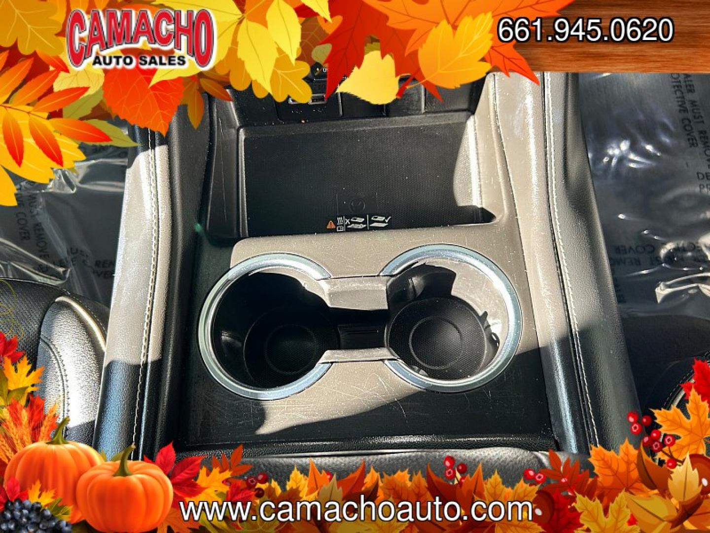 2023 White Chevrolet Suburban (1GNSCFKD6PR) , Automatic 10-Spd w/Overdrive transmission, located at 412 Auto Vista Drive, Palmdale, CA, 93551, (661) 945-0620, 34.592636, -118.136681- Photo#18