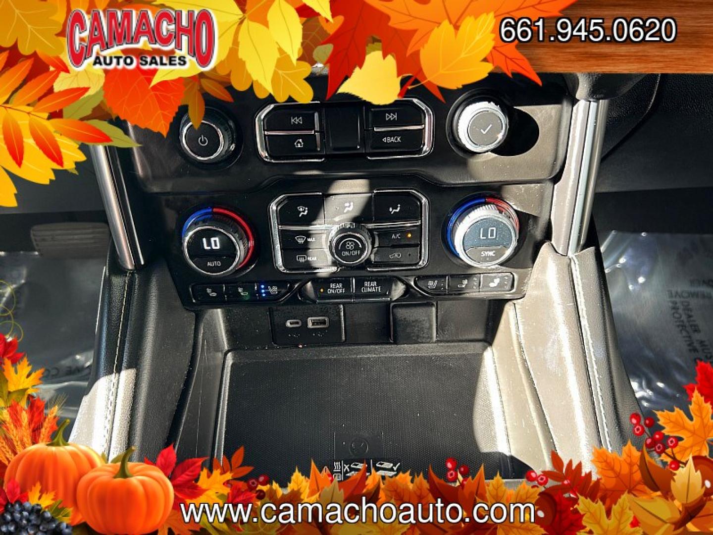 2023 White Chevrolet Suburban (1GNSCFKD6PR) , Automatic 10-Spd w/Overdrive transmission, located at 412 Auto Vista Drive, Palmdale, CA, 93551, (661) 945-0620, 34.592636, -118.136681- Photo#19