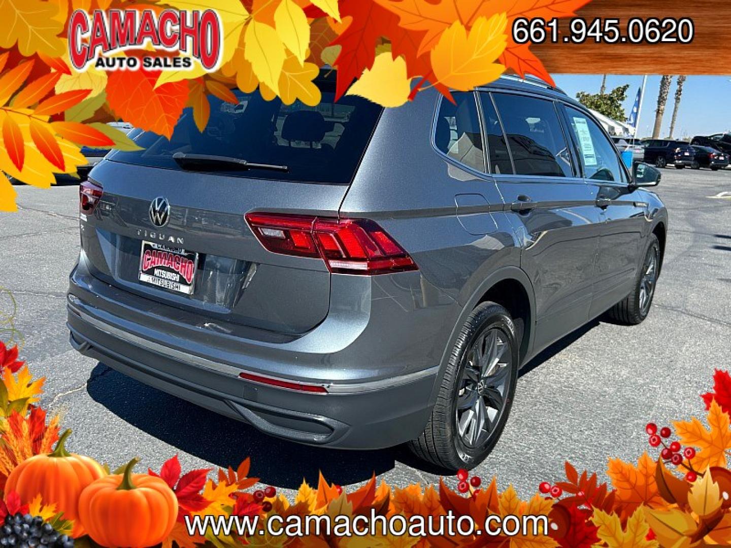 2024 Black Volkswagen Tiguan (3VV3B7AX5RM) with an 4-Cyl Turbo 2.0 Liter engine, Automatic 8-Spd transmission, located at 412 Auto Vista Drive, Palmdale, CA, 93551, (661) 945-0620, 34.592636, -118.136681- Photo#3