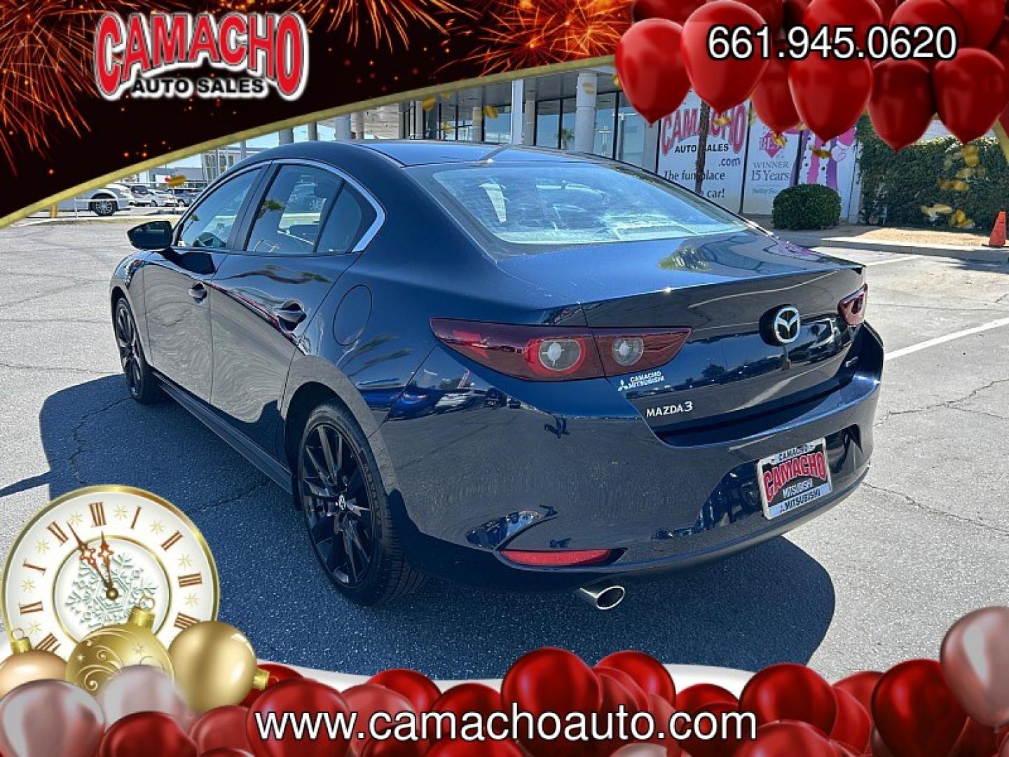 2022 BLACK Toyota RAV4 (2T3A1RFV1NC) with an 4-Cyl 2.5 Liter engine, Automatic 8-Spd w/Direct transmission, located at 412 Auto Vista Drive, Palmdale, CA, 93551, (661) 945-0620, 34.592636, -118.136681- Photo#4