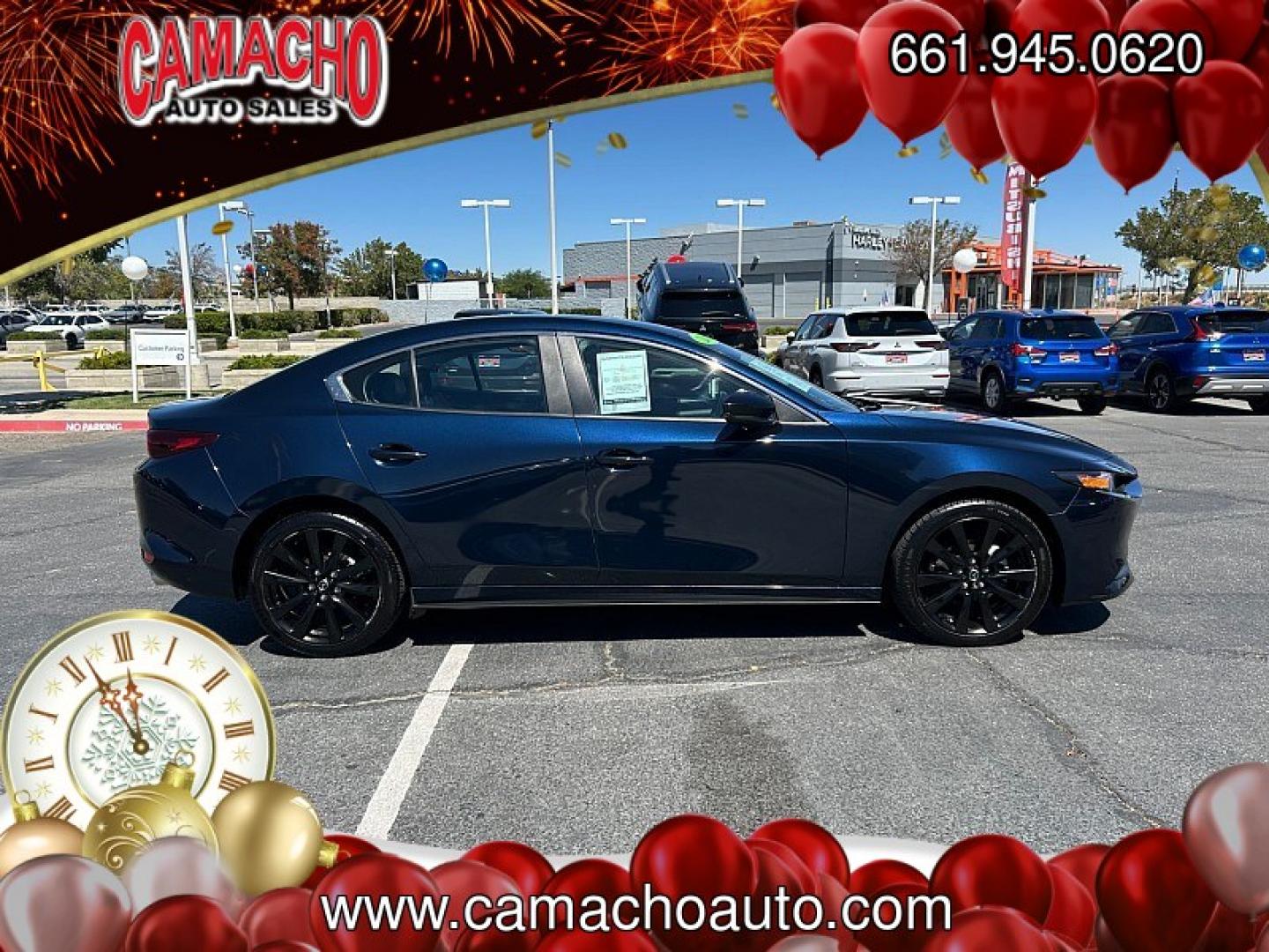 2022 BLACK Toyota RAV4 (2T3A1RFV1NC) with an 4-Cyl 2.5 Liter engine, Automatic 8-Spd w/Direct transmission, located at 412 Auto Vista Drive, Palmdale, CA, 93551, (661) 945-0620, 34.592636, -118.136681- Photo#10