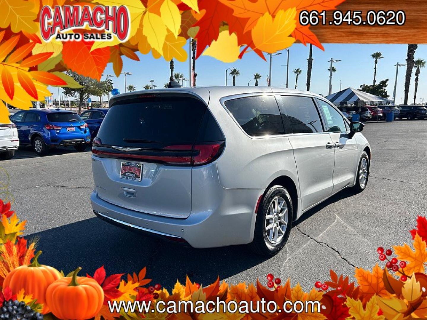 2024 Silver Chrysler Pacifica (2C4RC1BG9RR) with an V6 3.6 Liter engine, Automatic 9-Spd transmission, located at 412 Auto Vista Drive, Palmdale, CA, 93551, (661) 945-0620, 34.592636, -118.136681- Photo#6