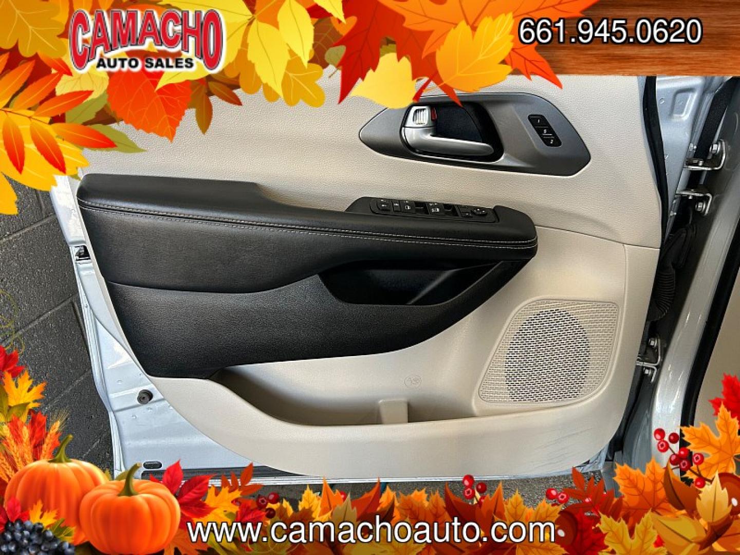2024 Silver Chrysler Pacifica (2C4RC1BG9RR) with an V6 3.6 Liter engine, Automatic 9-Spd transmission, located at 412 Auto Vista Drive, Palmdale, CA, 93551, (661) 945-0620, 34.592636, -118.136681- Photo#15