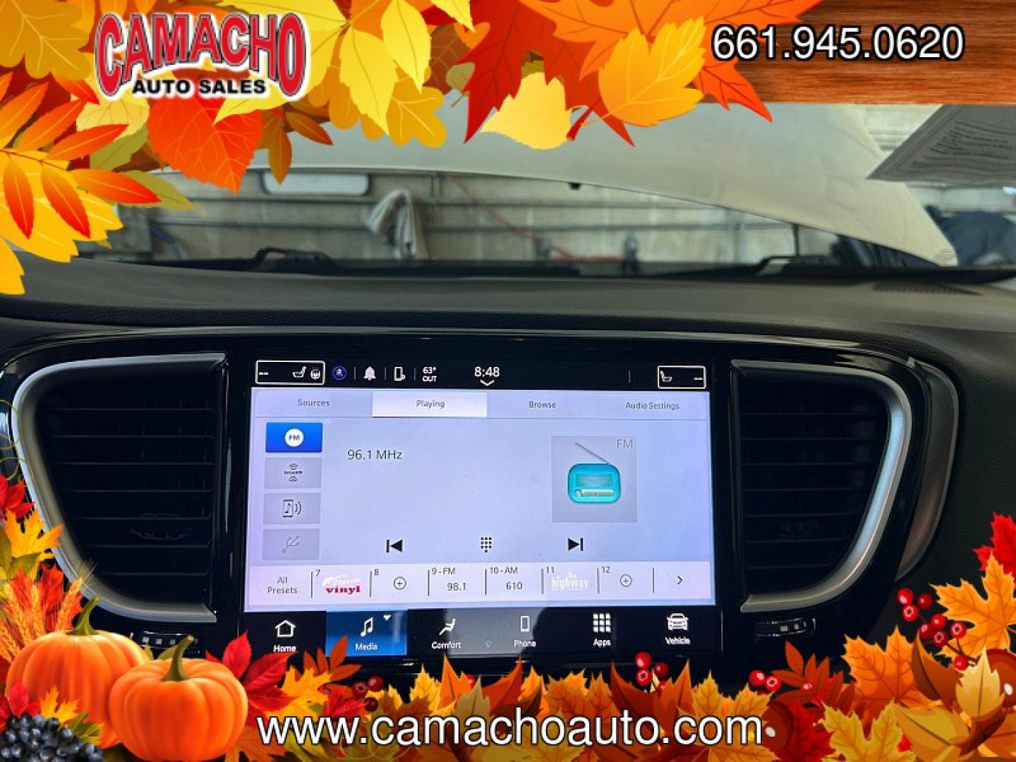 2024 Silver Chrysler Pacifica (2C4RC1BG9RR) with an V6 3.6 Liter engine, Automatic 9-Spd transmission, located at 412 Auto Vista Drive, Palmdale, CA, 93551, (661) 945-0620, 34.592636, -118.136681- Photo#19