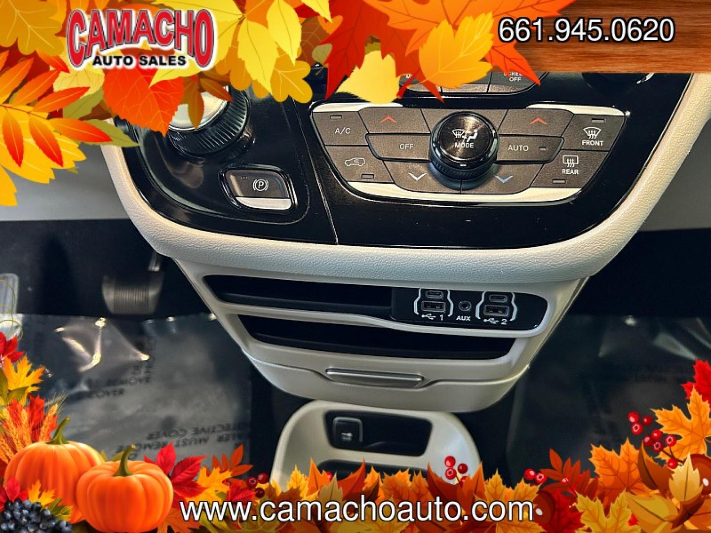 2024 Silver Chrysler Pacifica (2C4RC1BG9RR) with an V6 3.6 Liter engine, Automatic 9-Spd transmission, located at 412 Auto Vista Drive, Palmdale, CA, 93551, (661) 945-0620, 34.592636, -118.136681- Photo#24