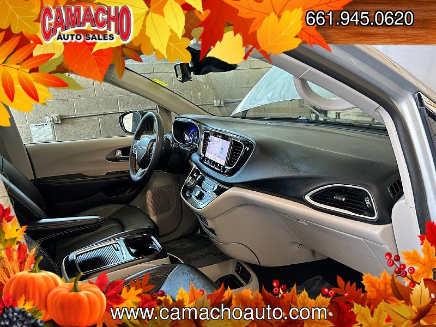 2024 Silver Chrysler Pacifica (2C4RC1BG9RR) with an V6 3.6 Liter engine, Automatic 9-Spd transmission, located at 412 Auto Vista Drive, Palmdale, CA, 93551, (661) 945-0620, 34.592636, -118.136681- Photo#27
