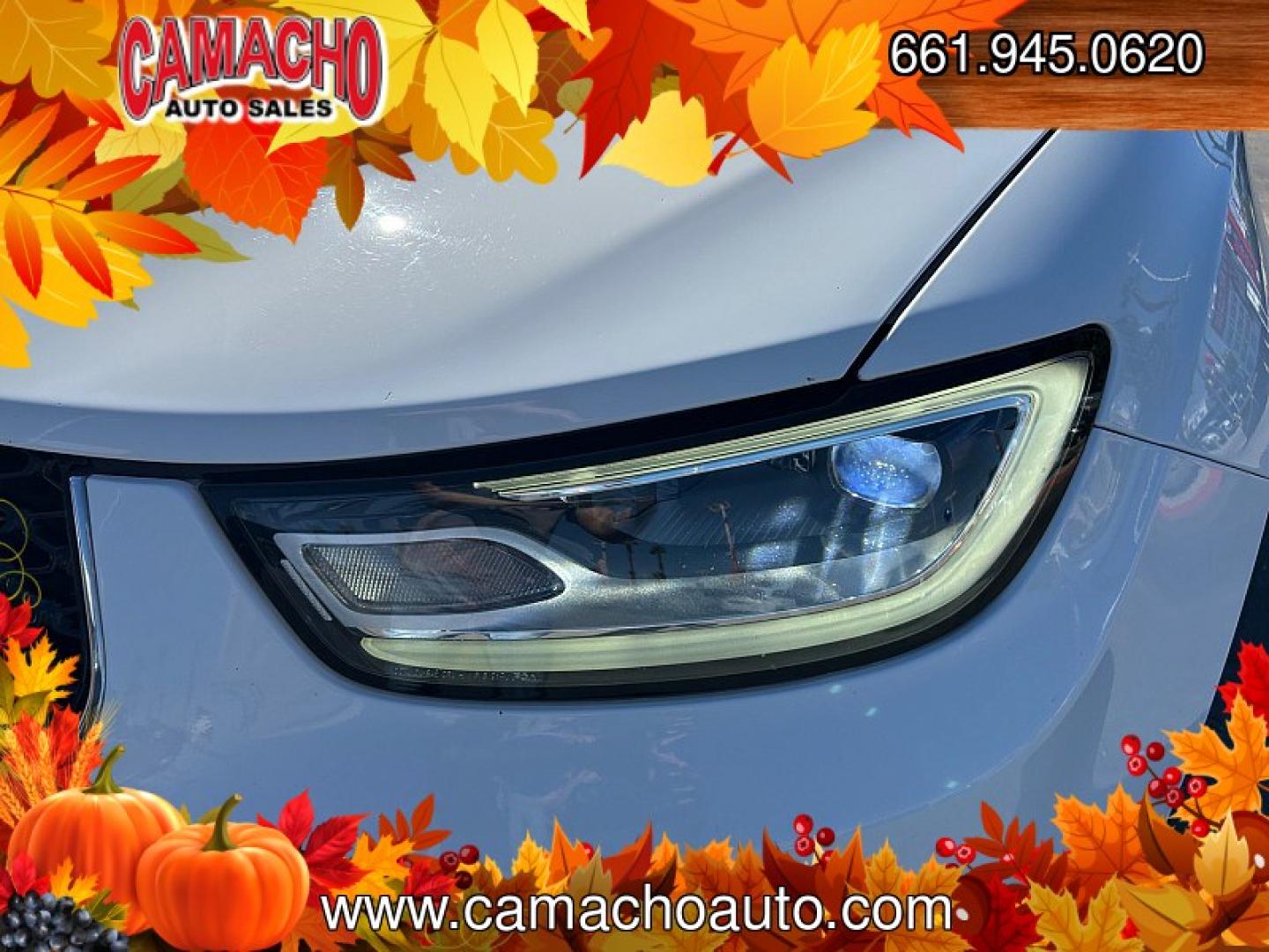 2024 WHITE Chrysler Pacifica (2C4RC1BGXRR) with an V6 3.6 Liter engine, Automatic 9-Spd transmission, located at 412 Auto Vista Drive, Palmdale, CA, 93551, (661) 945-0620, 34.592636, -118.136681- Photo#4
