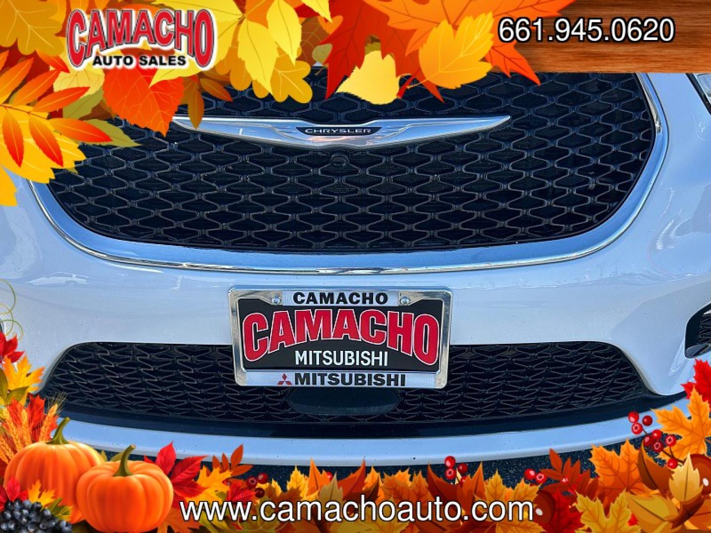 2024 WHITE Chrysler Pacifica (2C4RC1BGXRR) with an V6 3.6 Liter engine, Automatic 9-Spd transmission, located at 412 Auto Vista Drive, Palmdale, CA, 93551, (661) 945-0620, 34.592636, -118.136681- Photo#5