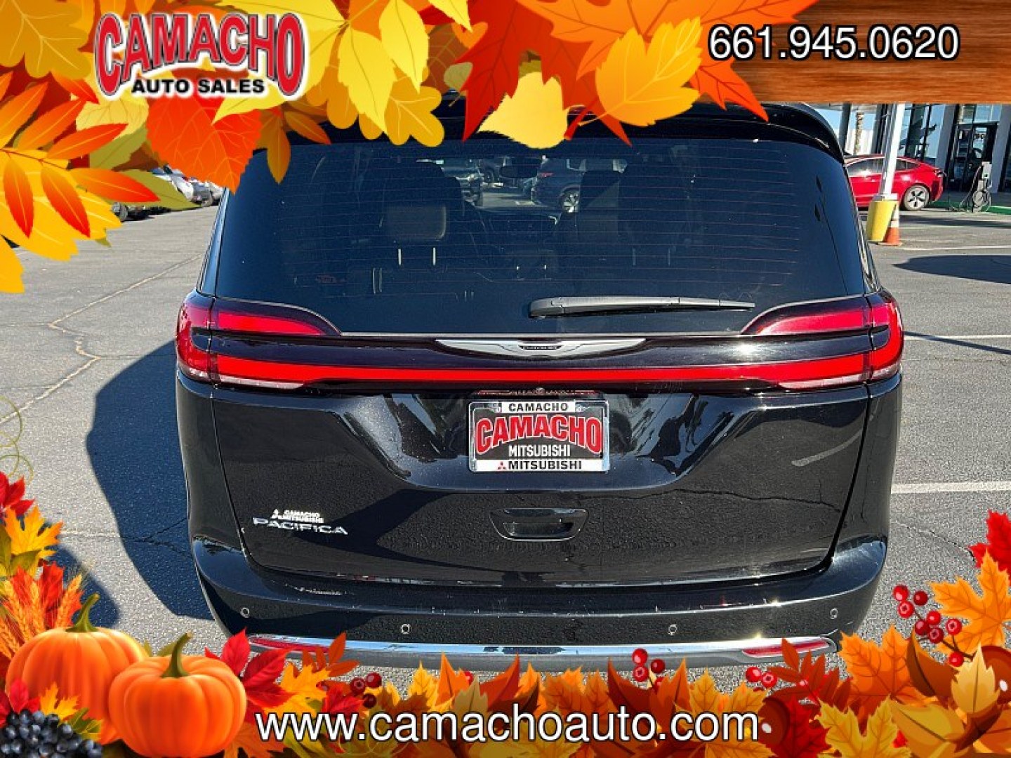 2025 BLACK /BLACK Chrysler Pacifica (2C4RC1BG0SR) with an V6 3.6 Liter engine, Automatic 9-Spd transmission, located at 412 Auto Vista Drive, Palmdale, CA, 93551, (661) 945-0620, 34.592636, -118.136681- Photo#3