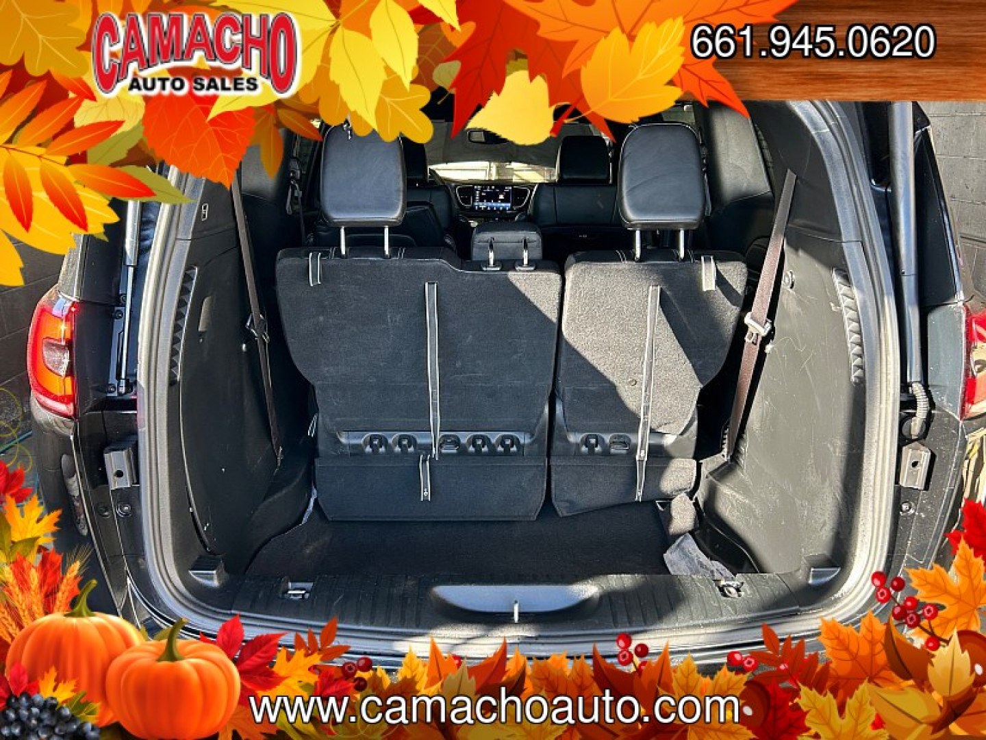 2025 BLACK /BLACK Chrysler Pacifica (2C4RC1BG0SR) with an V6 3.6 Liter engine, Automatic 9-Spd transmission, located at 412 Auto Vista Drive, Palmdale, CA, 93551, (661) 945-0620, 34.592636, -118.136681- Photo#27