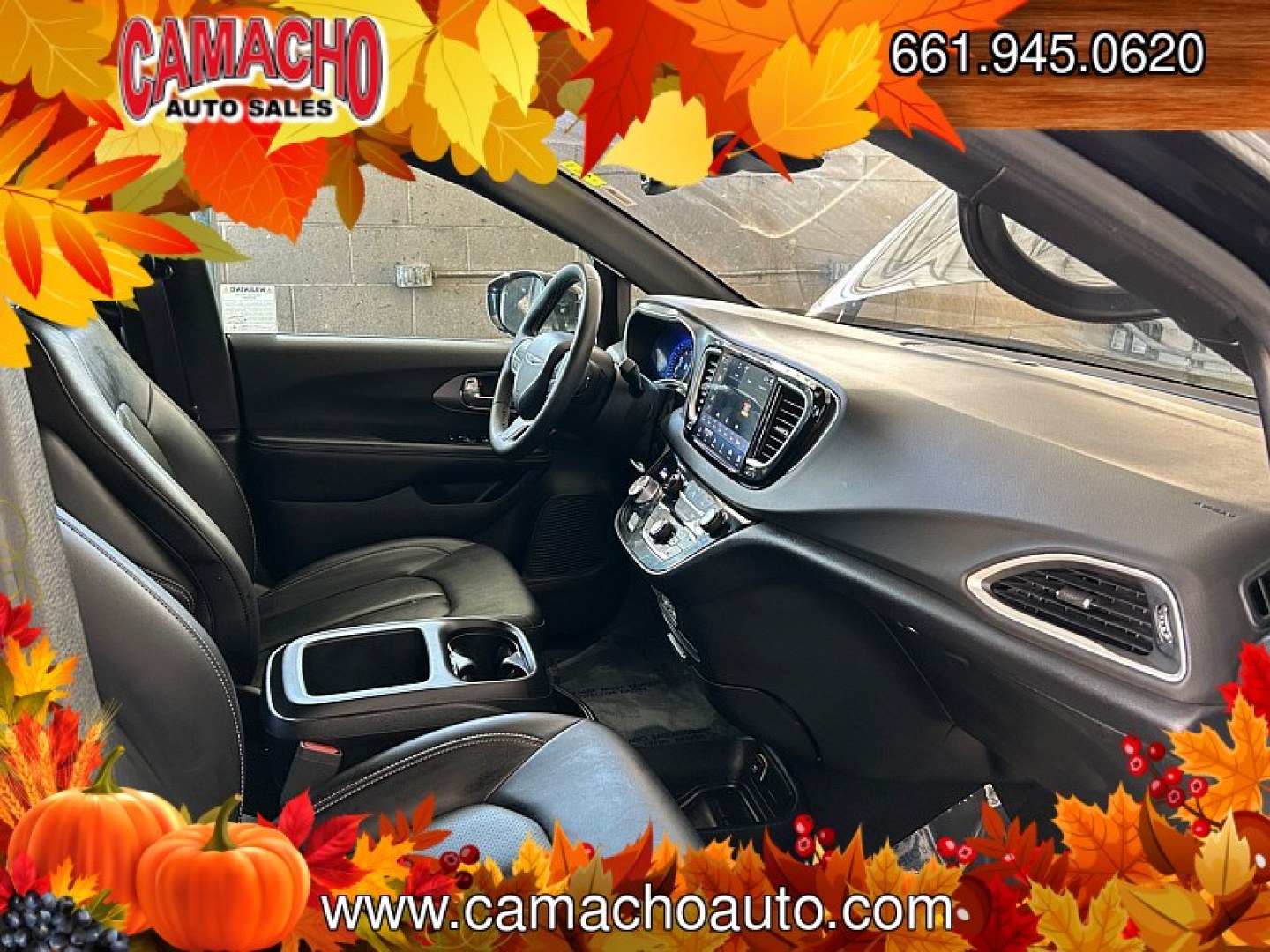 2025 BLACK /BLACK Chrysler Pacifica (2C4RC1BG0SR) with an V6 3.6 Liter engine, Automatic 9-Spd transmission, located at 412 Auto Vista Drive, Palmdale, CA, 93551, (661) 945-0620, 34.592636, -118.136681- Photo#30