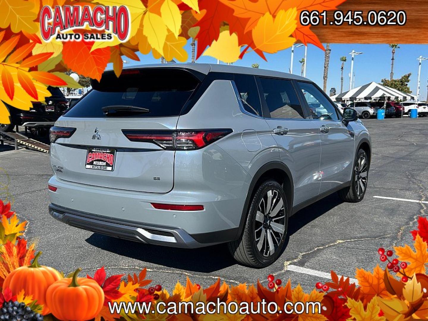 2026 GRAY Mitsubishi Outlander (JA4J3VAB9TZ) with an 4-Cyl Turbo Hybrid 1.5 Liter engine, Automatic CVT transmission, located at 412 Auto Vista Drive, Palmdale, CA, 93551, (661) 945-0620, 34.592636, -118.136681- Photo#6